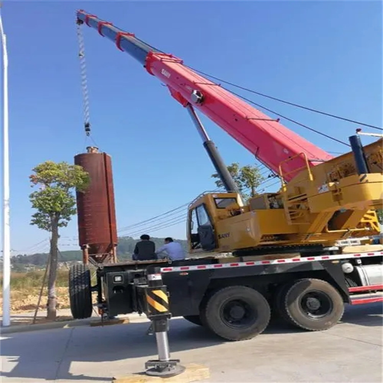 泰州专业吊车租赁多少钱